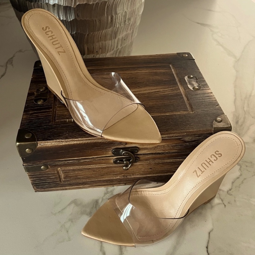 SCHUTZ Luci Vinyl Wedge Sandals in Light Nude